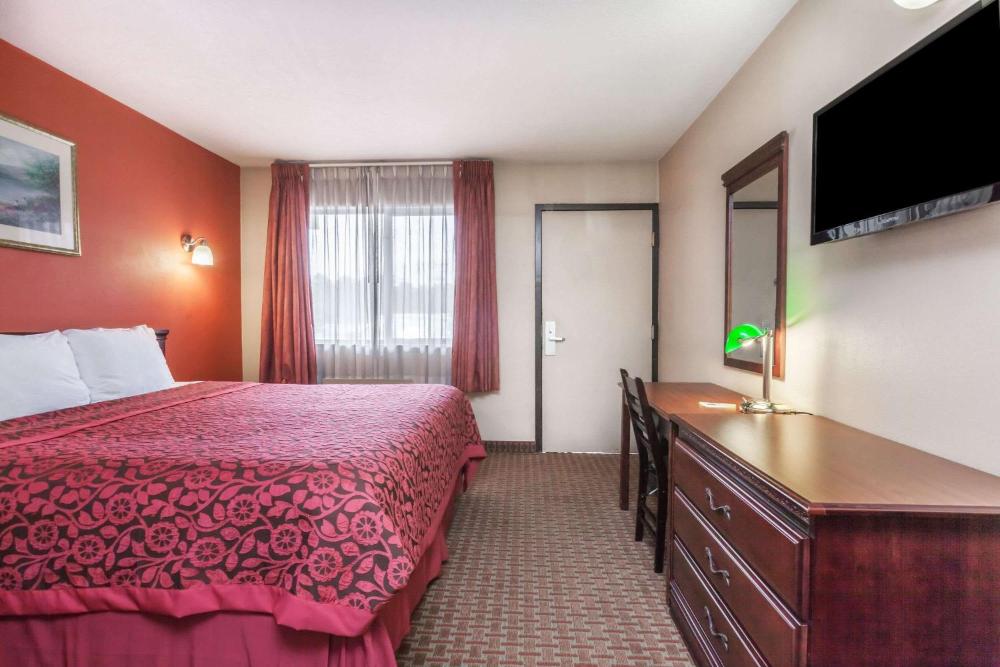 Standard King Room - Smoking interior